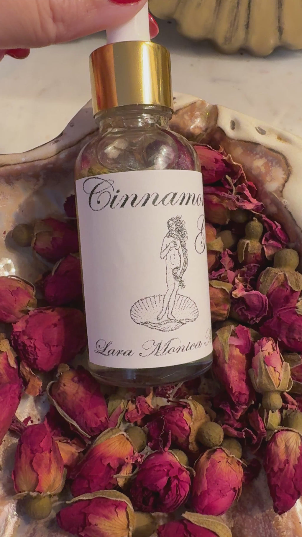 Cinnamon Girl: Beauty & Attraction Oil